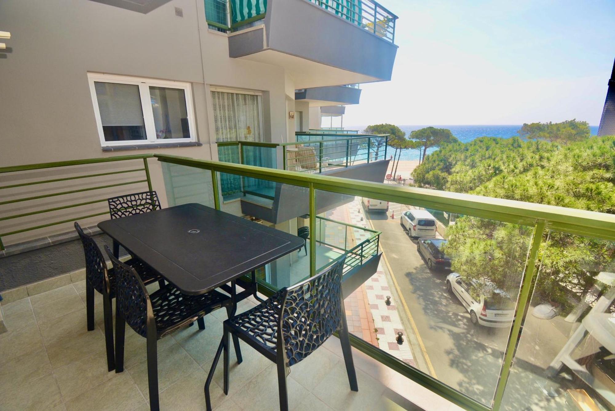 Superbe T3 Face A La Mer - Terrasse - Platja D'Aro Kültér fotó